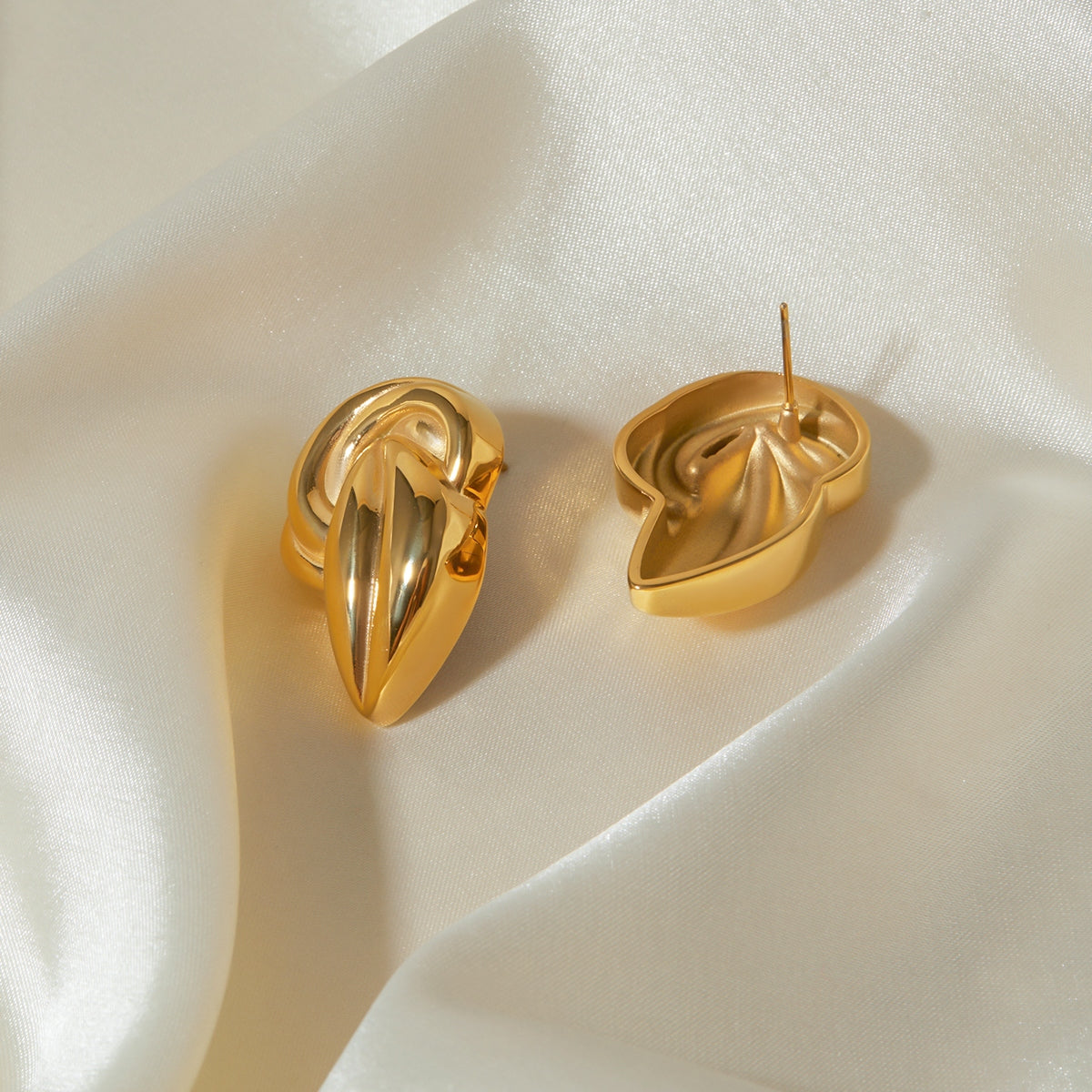 Serene Stud Earrings